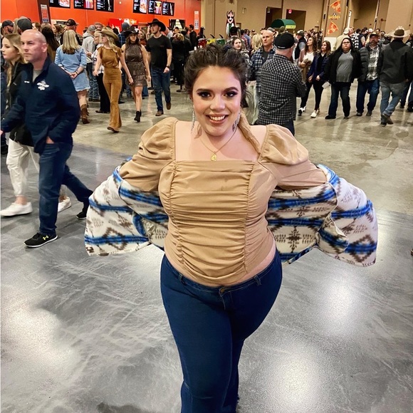 Meet your Posher, Amberly - Picture 4 of 5